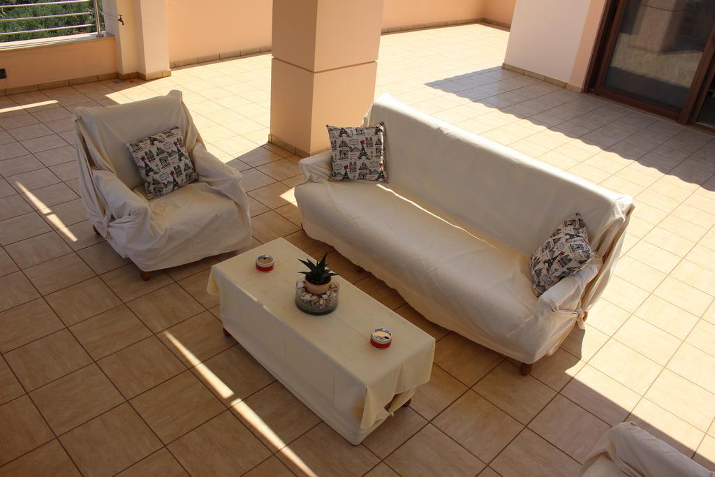 Villa Saint George Maroulas Exterior photo
