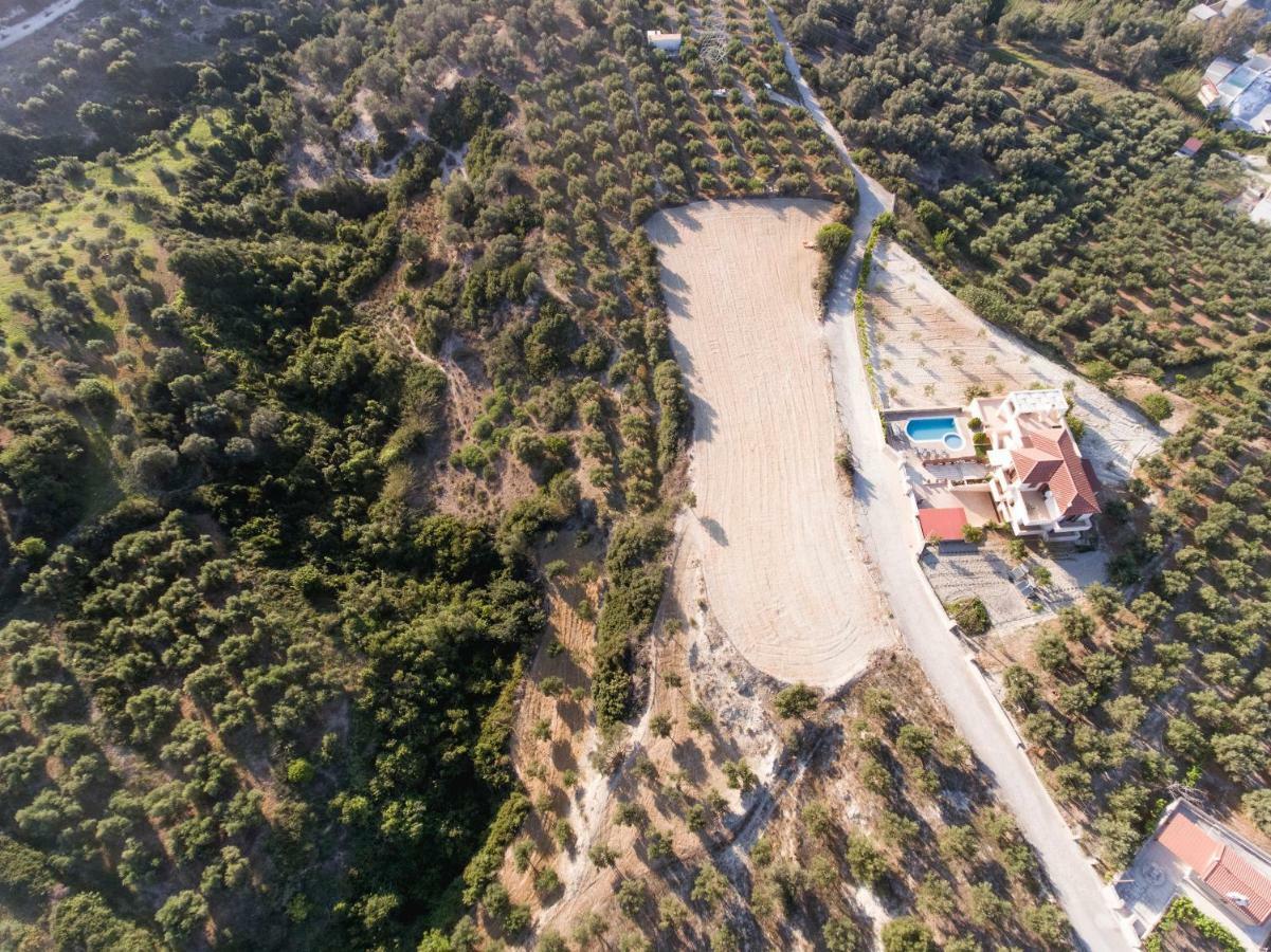 Villa Saint George Maroulas Exterior photo